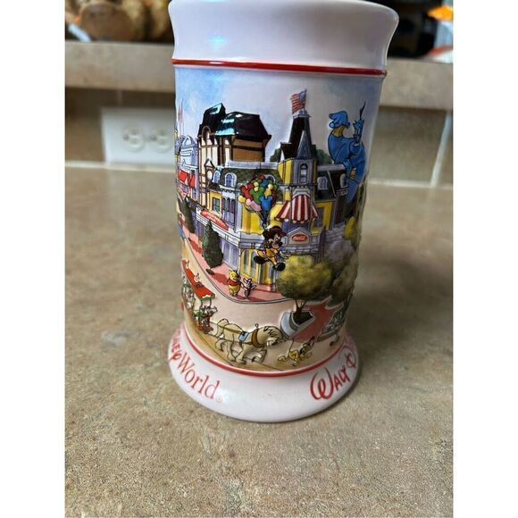 Authentic Walt Disney World vintage ceramic beer stein - Picture 2 of 4